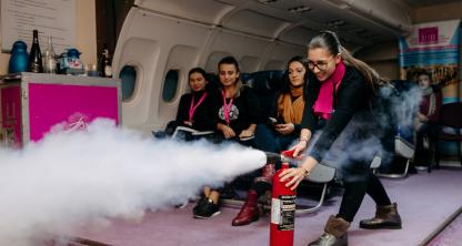 Grupa S 38 - Curs însoțitor de bord_11